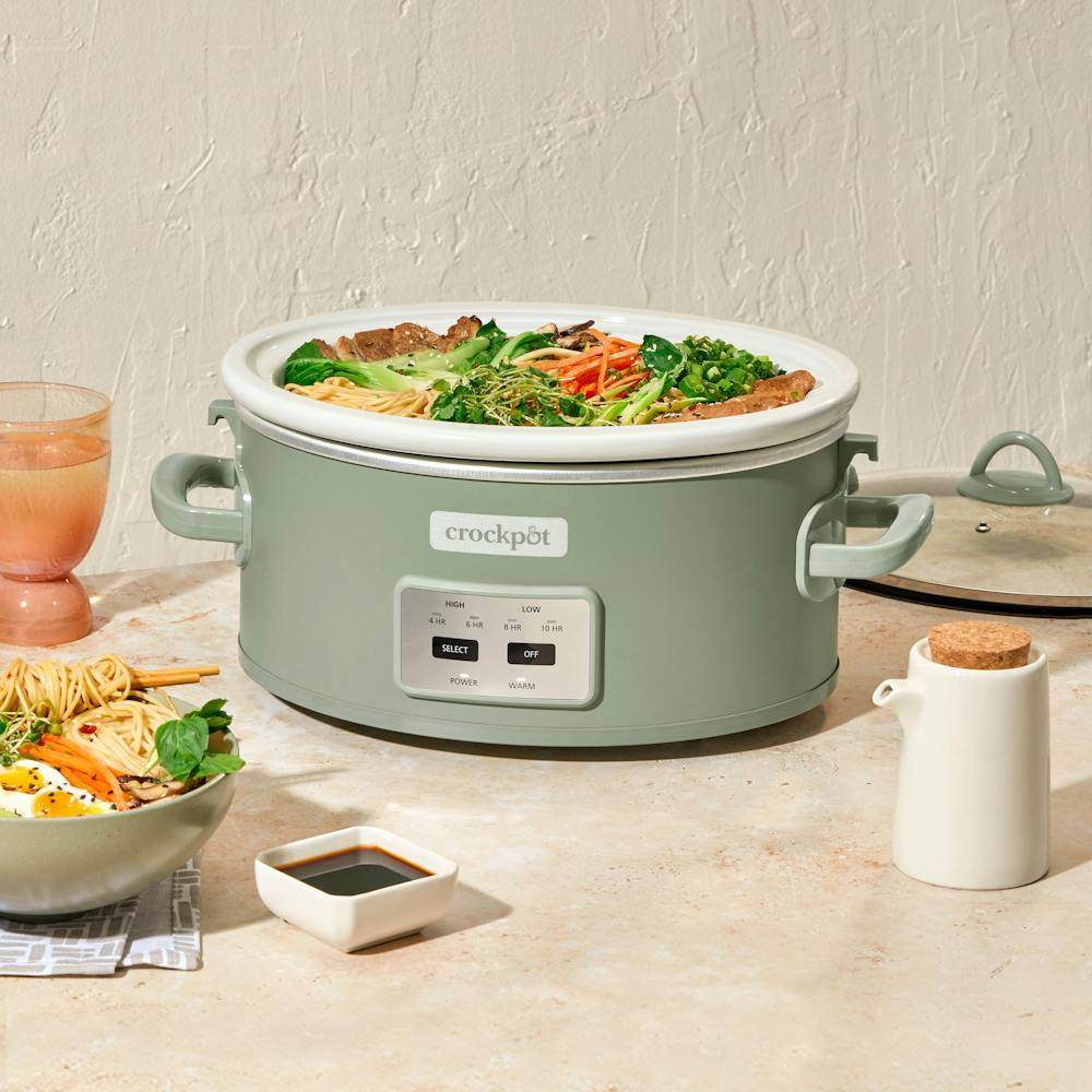 crock-pot-programmable-design-series-6-quart-cook-and-carry-slow-cooker-moonshine-y9 94e6cb40-ae64-3660-918d-c04a575e1d96.jpg