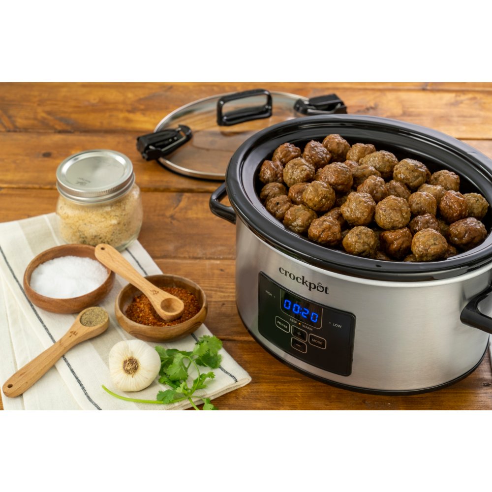 crock-pot-programmable-4-quart-cook-and-carry-slow-cooker-stainless-steel-j6 crockpot_shot_9_CPSCVC40LL-S copy